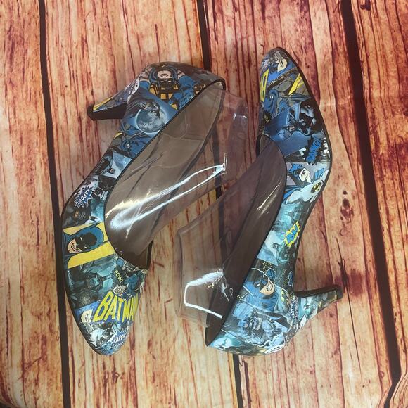 Custom Batman comic heels size 41 / 10.5 NWOT From The Spectrum ETSY 2.5" heel - Picture 3 of 7